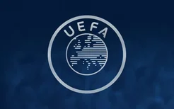 欧足联：拜仁因戈雷茨卡穿错球衣被指控