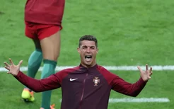 足球——葡萄牙队首次夺冠