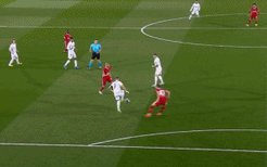 欧冠：维尼修斯梅开二度阿森西奥萨拉赫进球，皇马3-1利物浦