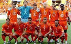 难忘的情怀：1998年法国世界杯，荷兰队遗憾地与决赛擦肩而过