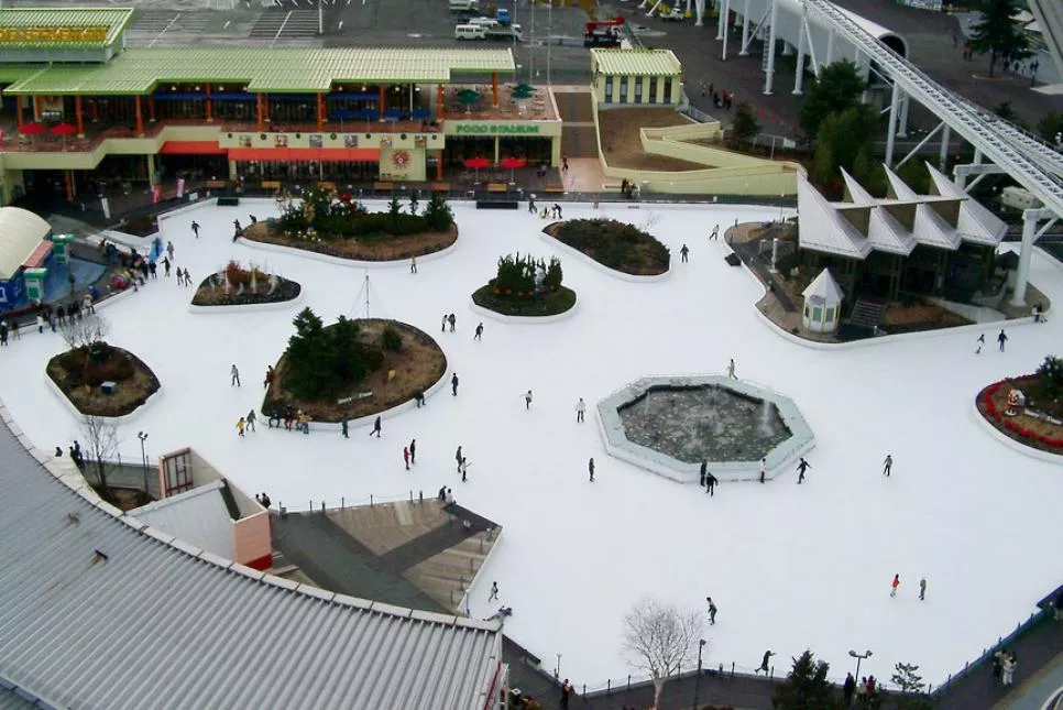 日本富士急乐园溜冰场 - 日本