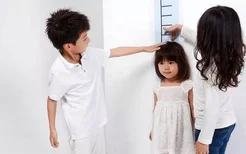 儿童标准身高体重对照表2022（影响孩子身高的因素）